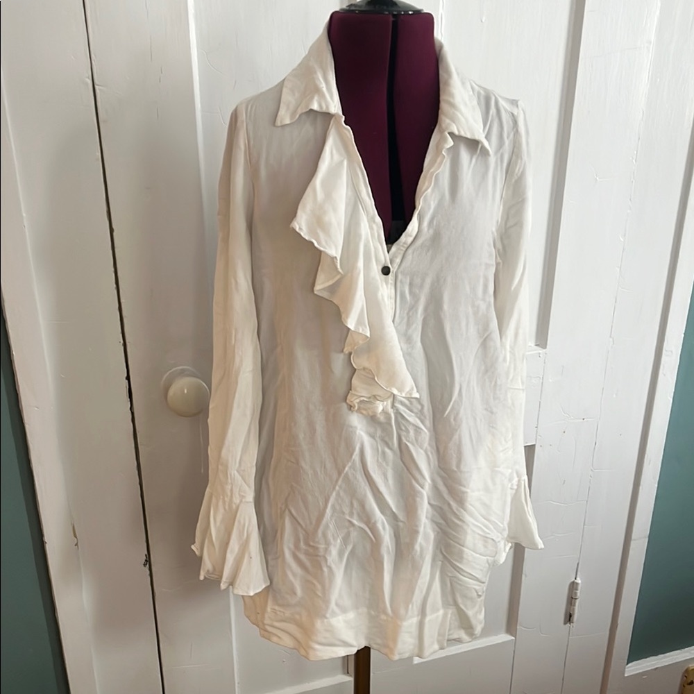 Stylish White Ruffled Top